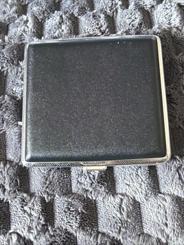 Hand roll cigarettes case - roll,