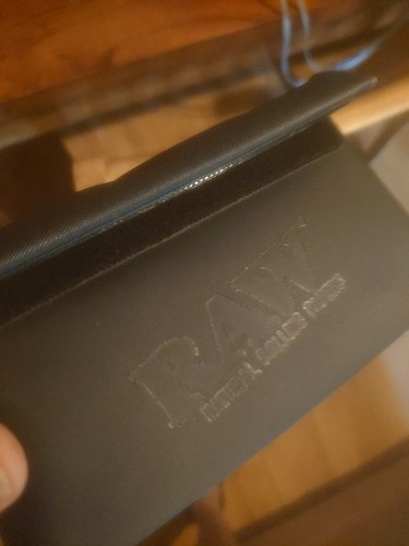 Black raw tabacco - black, and